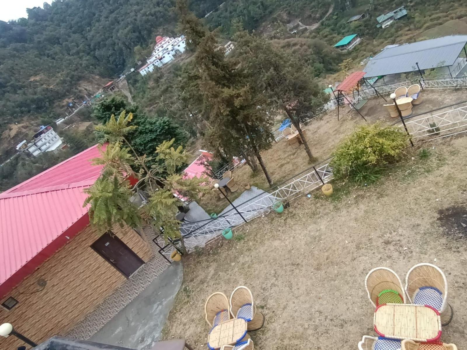 Hotel Himalayan Village Масурі Екстер'єр фото