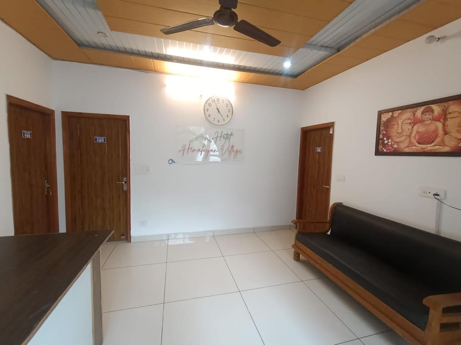 Hotel Himalayan Village Масурі Екстер'єр фото