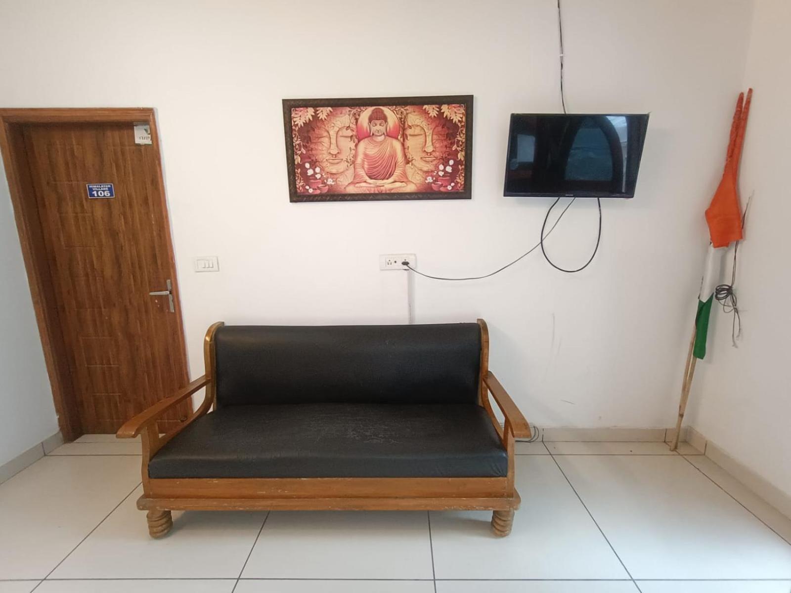Hotel Himalayan Village Масурі Екстер'єр фото